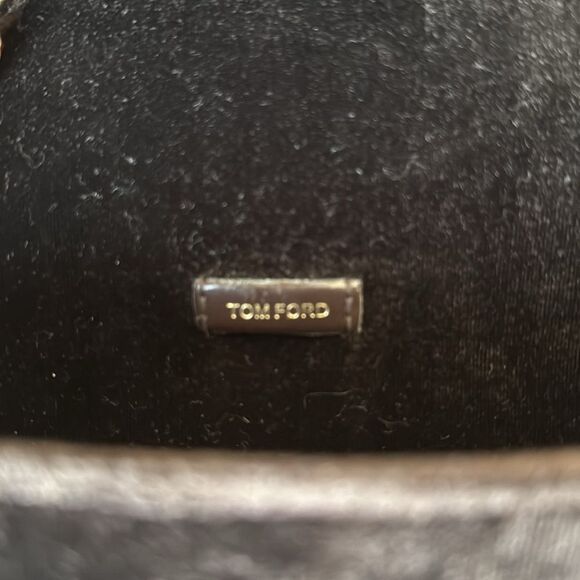 Tom Ford Tortoise Shell Sunglasses - Picture 6 of 10